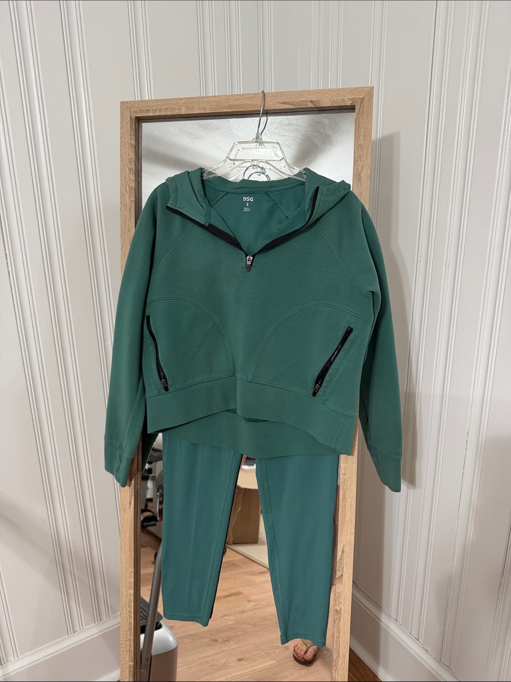 DSG Deep Green Hooded Half-Zip Jacket and leggings matching set